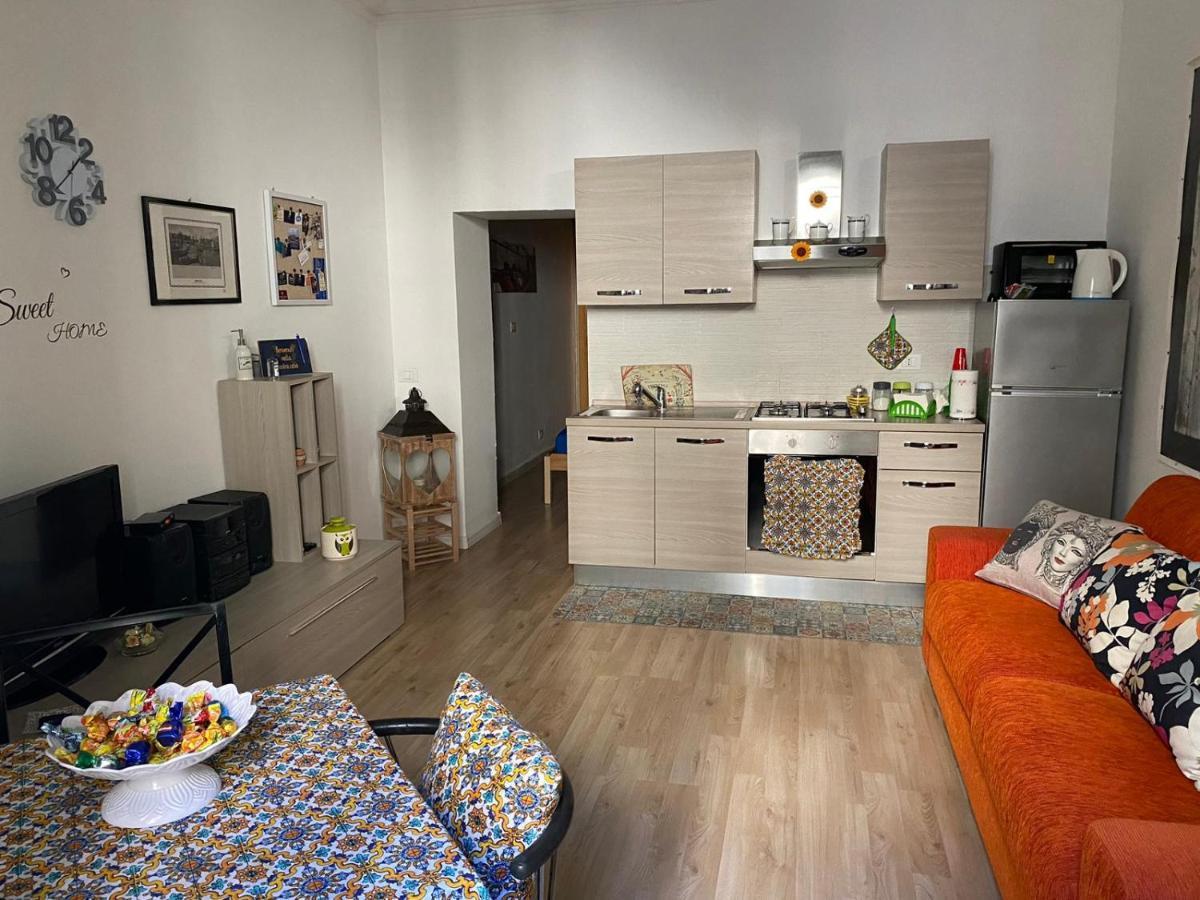 シラクーサLa Casa Di Roアパートメント エクステリア 写真